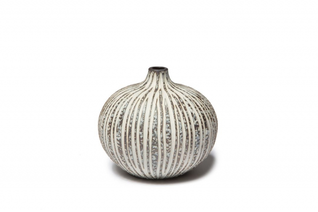 LINDFORM VAS BARI, L STONE