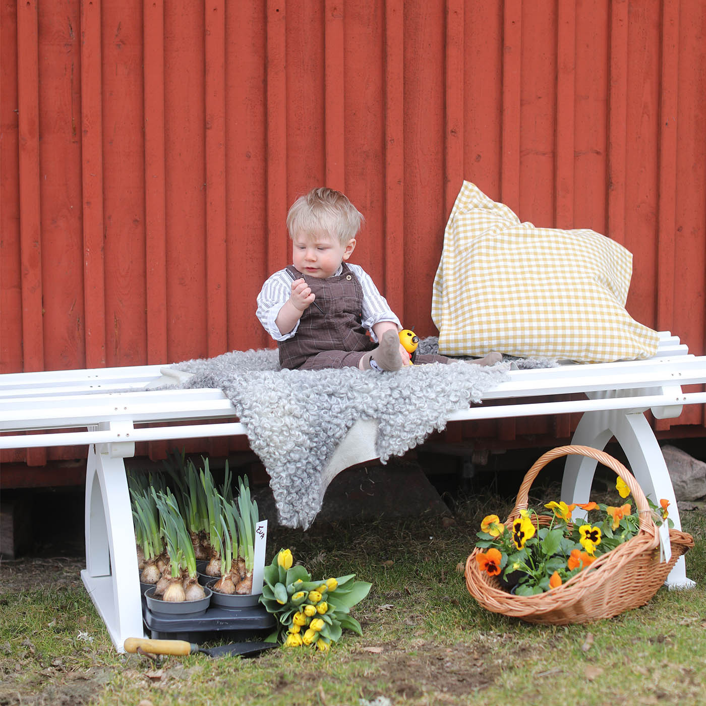 Trädgårdsbänk Astrid vit 