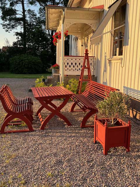 Blomlåda Hedvig röd