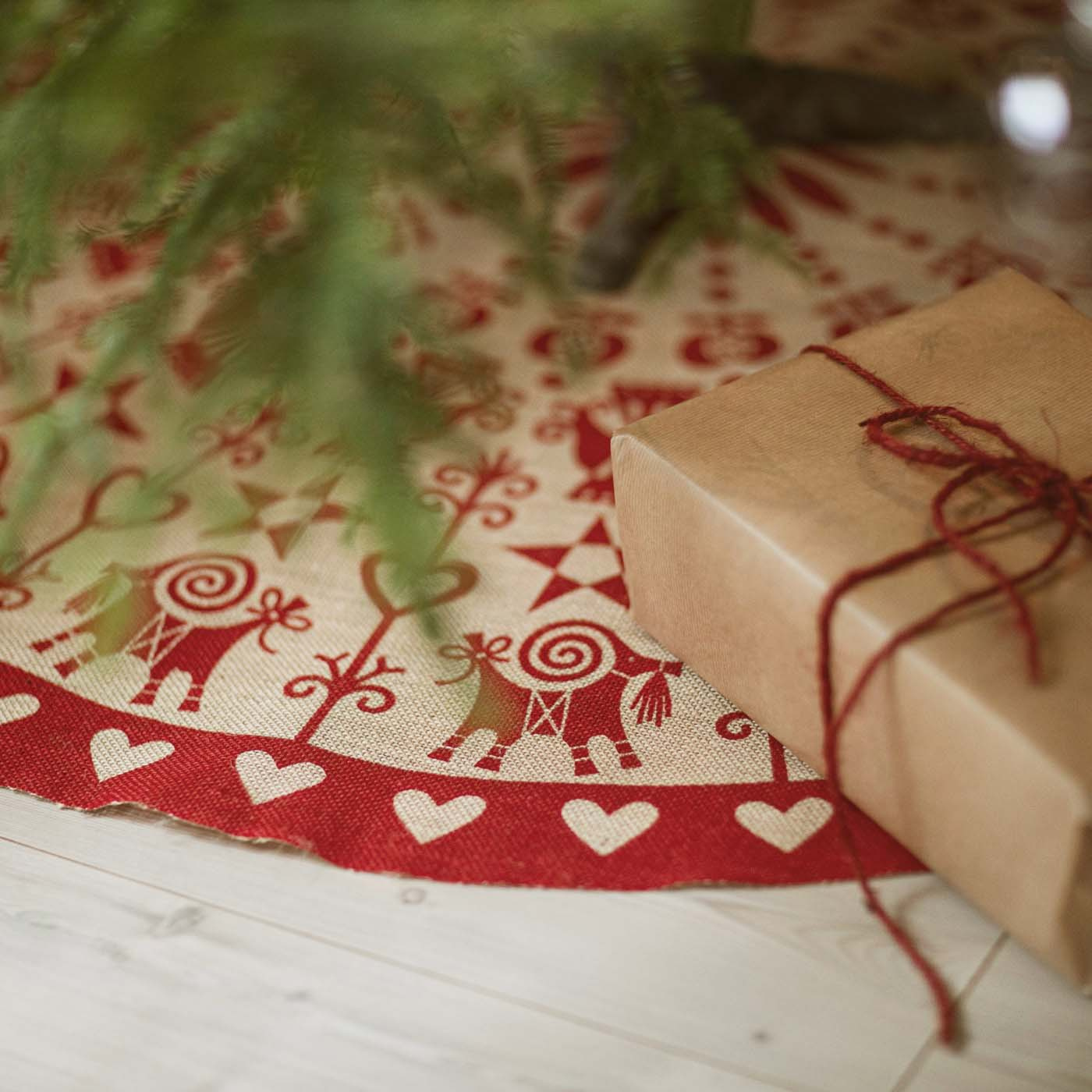 Julgransmatta Mamas röd